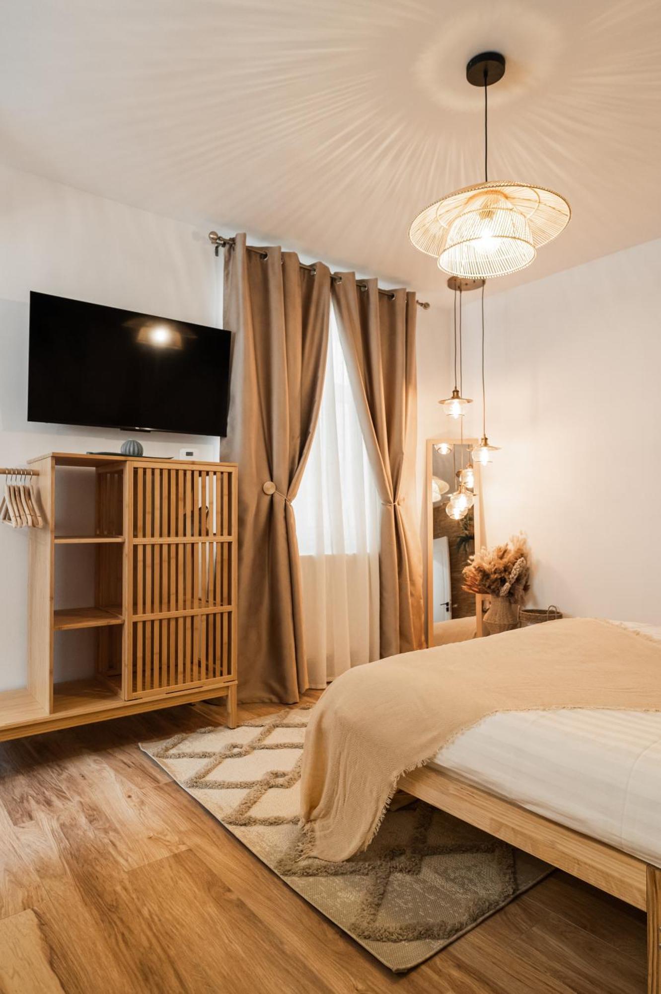 Harmonee - Central Retreat Braşov Esterno foto